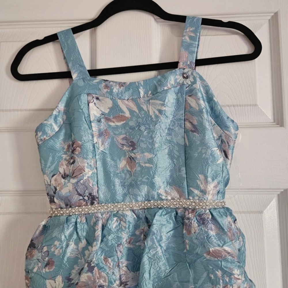 Speechless Light Blue Floral Tiered Dress with Pearl Waist - Picture 3 of 3